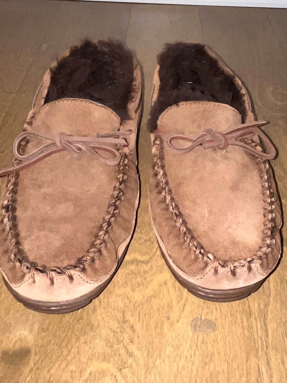 L.L. Bean: Men’s Leather Moccasin Slippers Cozy Fur-Lined Loafers 11 Medium